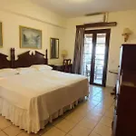 Kastro 2* Stoúpa