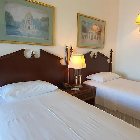 Kastro Hotel