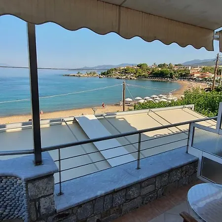 Kastro Hotel